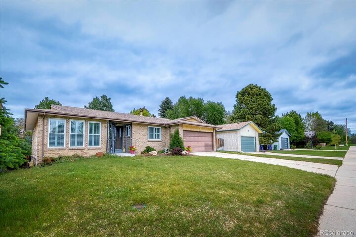 Property Photo:  241 S Leyden Street  CO 80224 