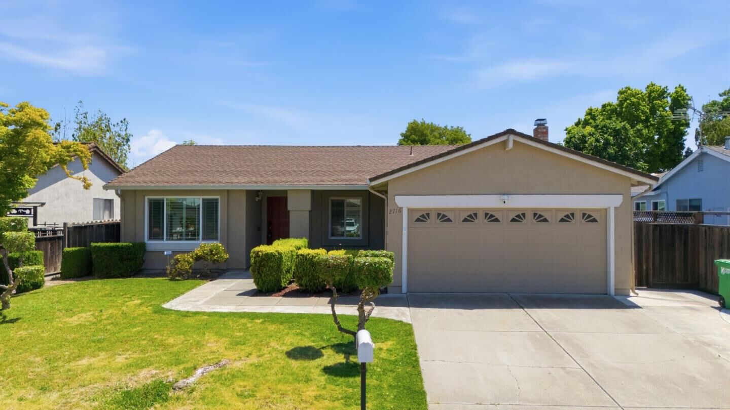 Property Photo:  2716 Killdeer Court  CA 94587 
