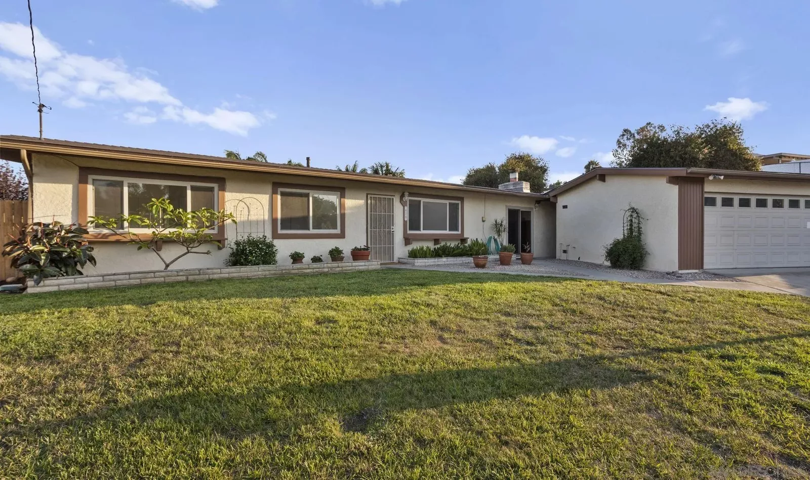 Property Photo: 628 Shuboro CA 92083