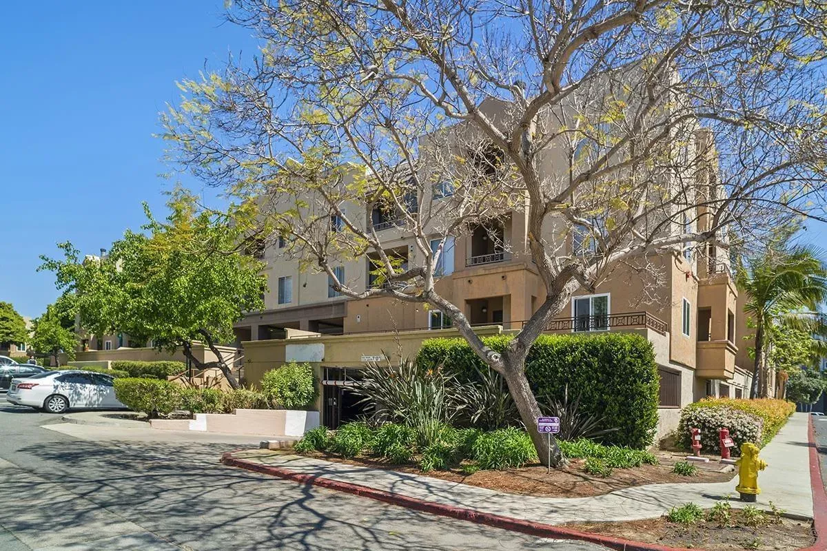 Property Photo:  3440 Lebon Dr 4110  CA 92122 