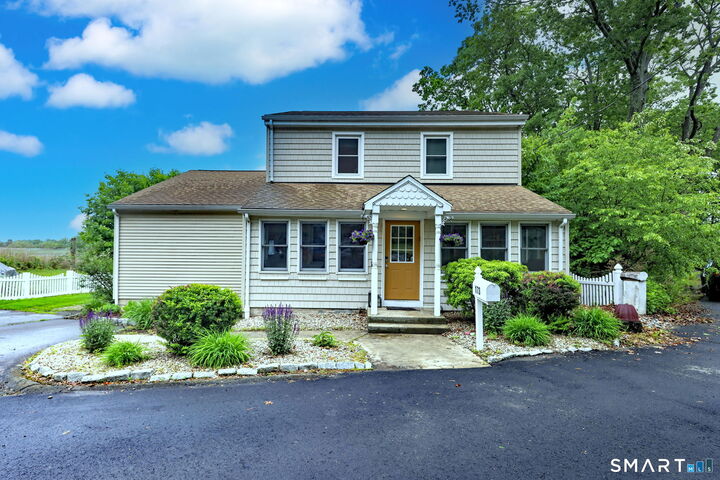 Property Photo:  173 Meadow Street  CT 06512 