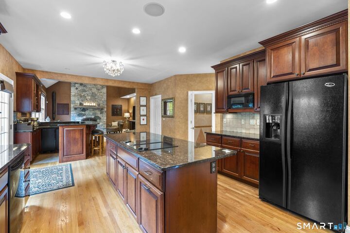 Property Photo:  12 Logans Way  CT 06811 