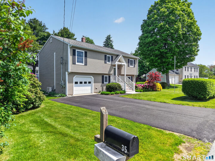 Property Photo: 35 Bruggeman Place CT 06355