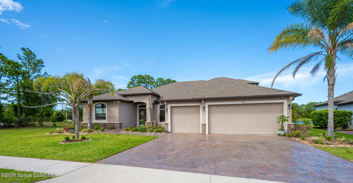 Property Photo: 3719 Salt Marsh Circle FL 32904