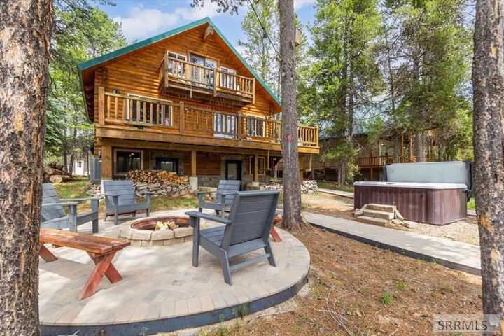 Property Photo:  3724 Snake River Road  ID 83429 