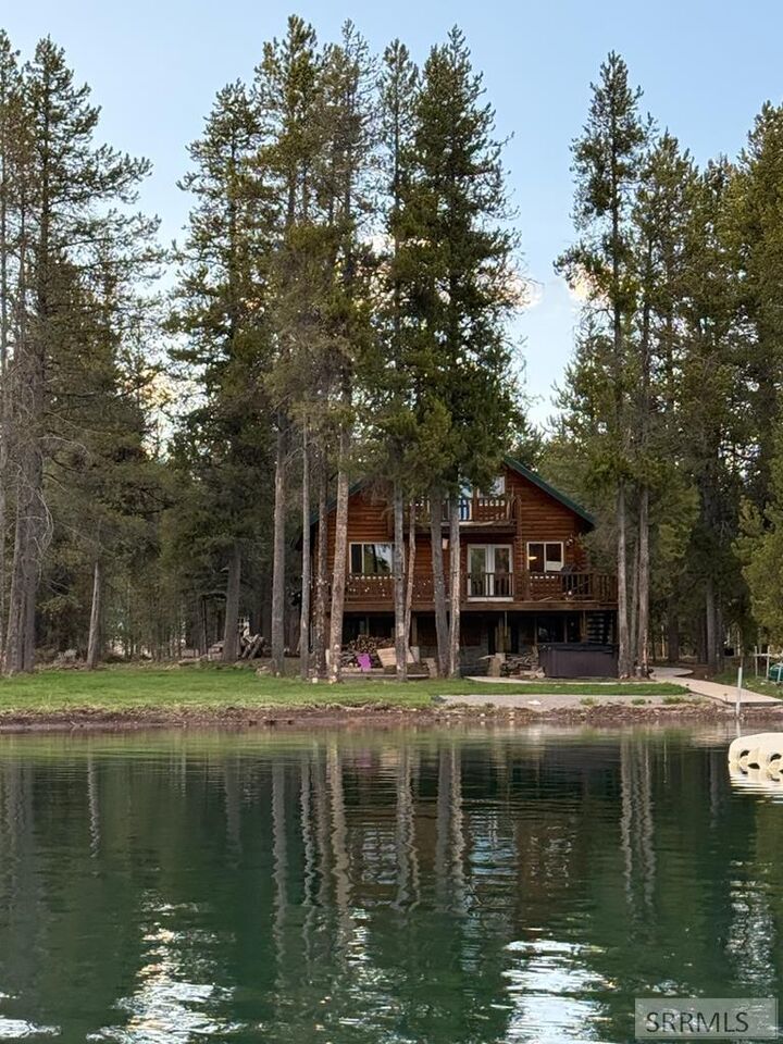 Property Photo: 3724 Snake River Road ID 83429