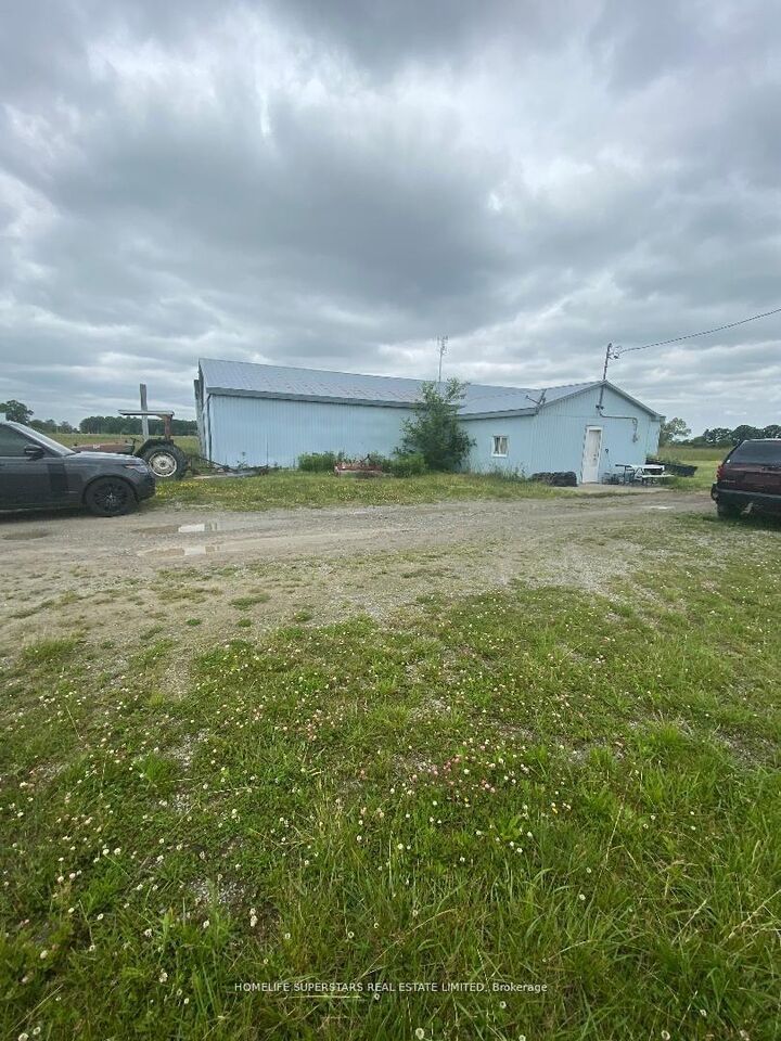 5320 Netherby Road E — photo 1