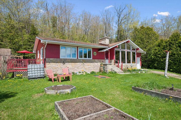 Property Photo: 25 Shoreline Drive ON N0H 1Z0