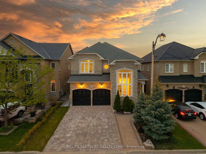 Property Photo: 15 Oakhaven Road ON L6P 2Y3