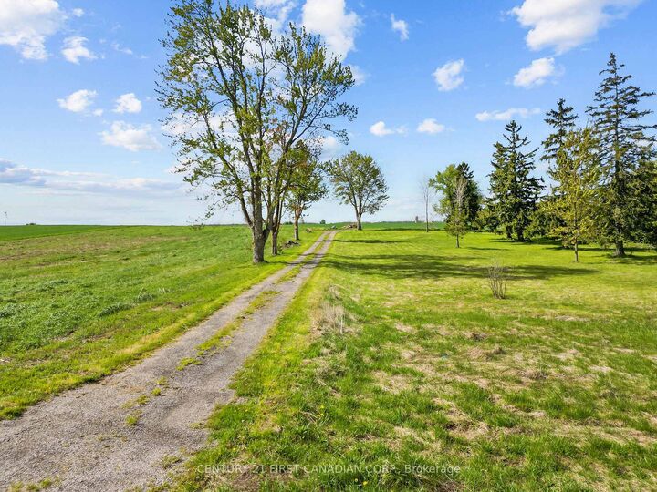 Property Photo:  3859 Wardell Drive  ON N7G 3H7 