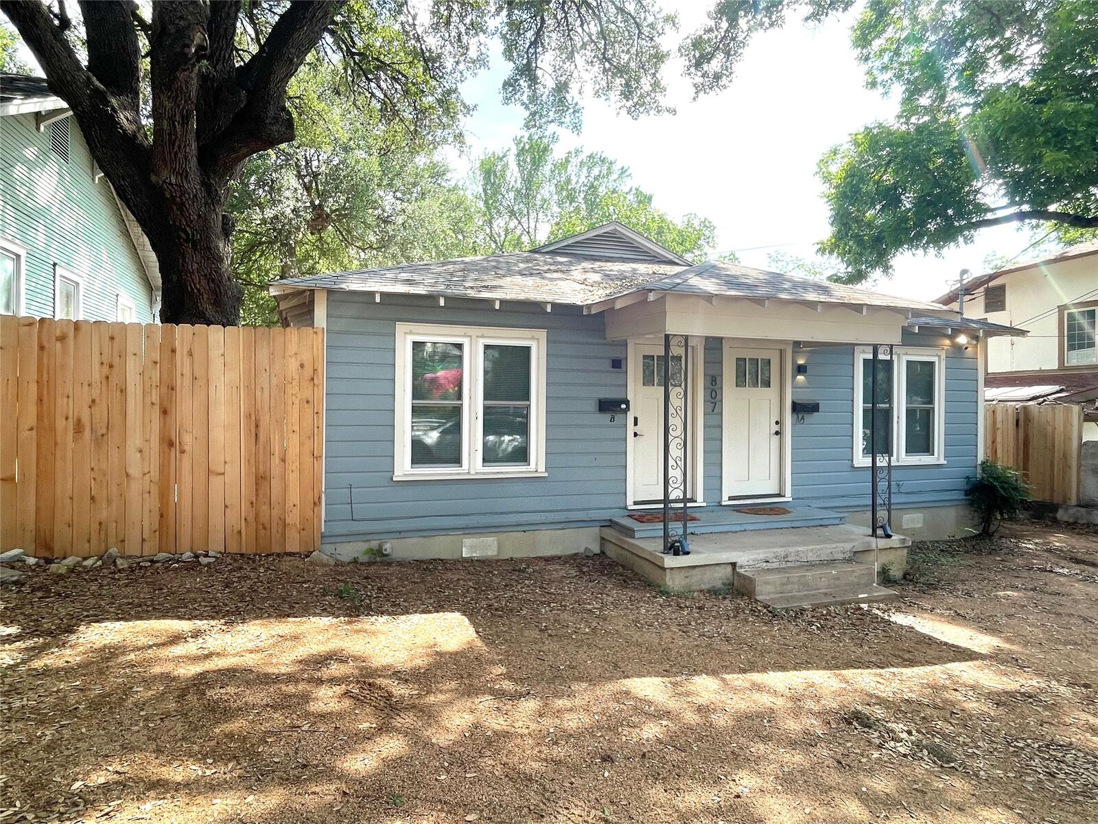 Property Photo:  807 E Riverside Drive Drive B  TX 78704 