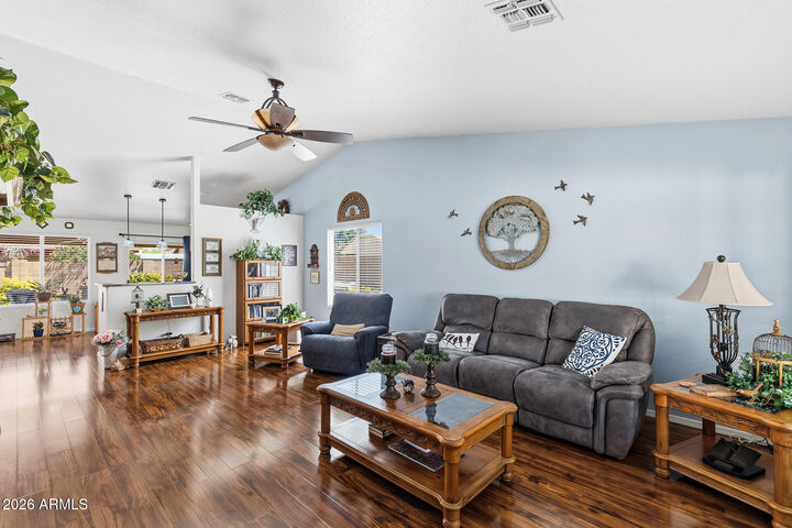 Property Photo:  1034 W 13th Avenue  AZ 85120 