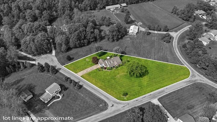 Property Photo:  1672 Twp Rd 1045  OH 44805 