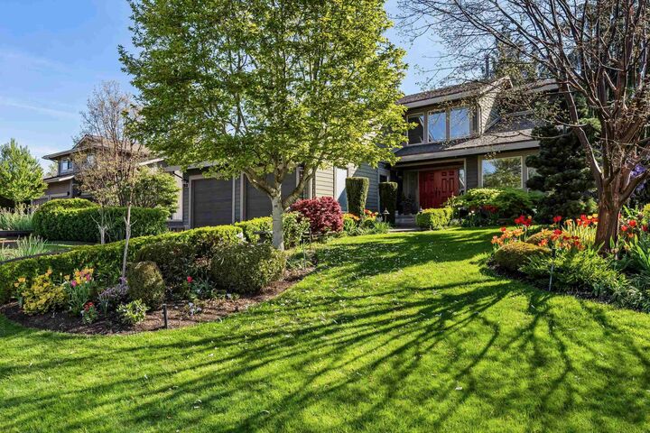 Property Photo: 2482 Sunnyside View BC V2T 4K7
