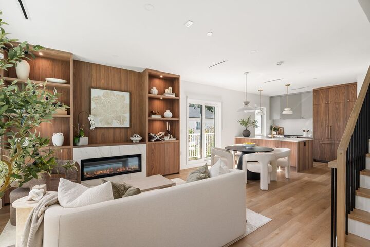 2333 E 54th Avenue Sl 4 — photo 1