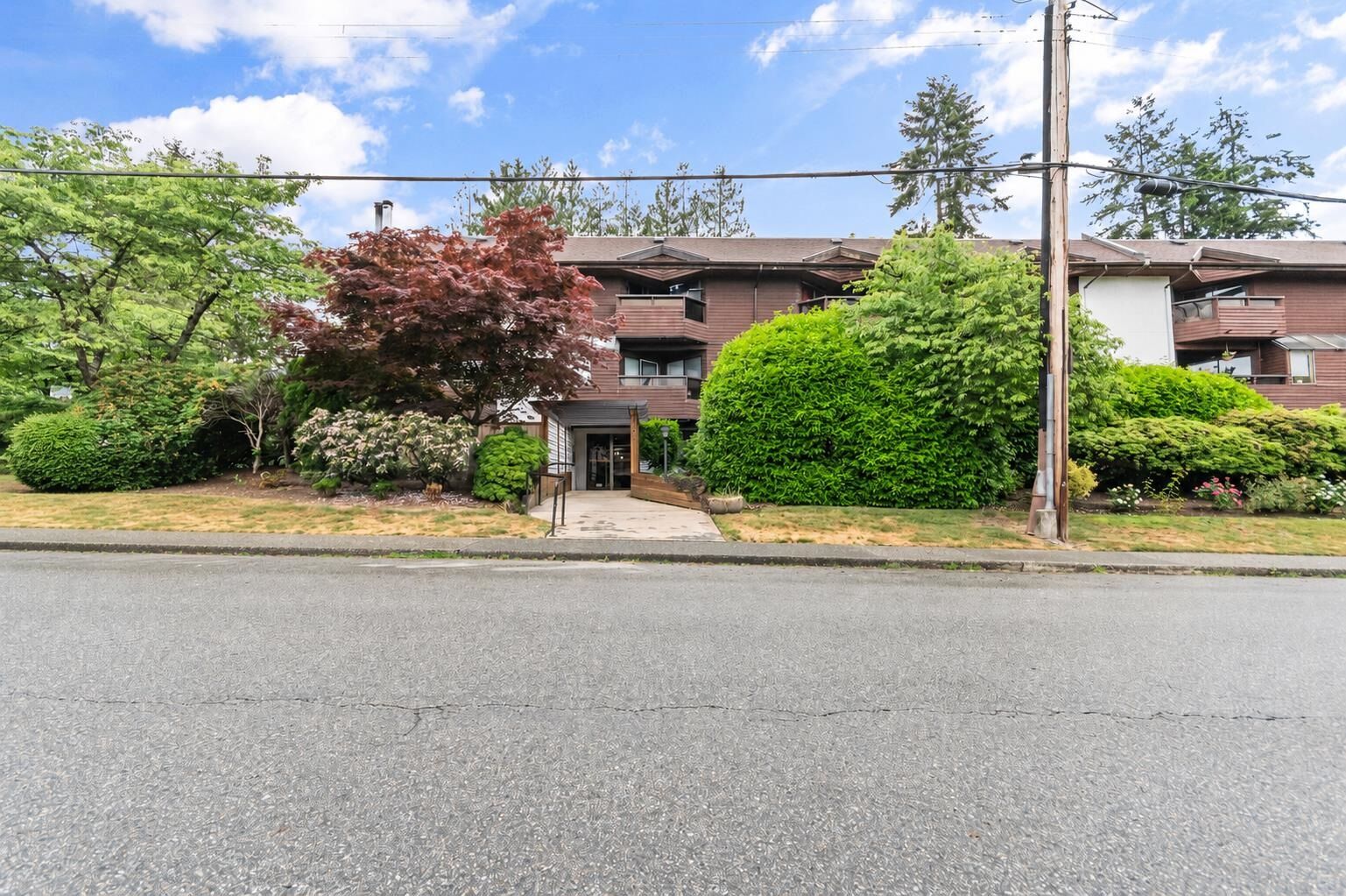 Property Photo:  1177 Howie Avenue 109  BC V3J 1T9 
