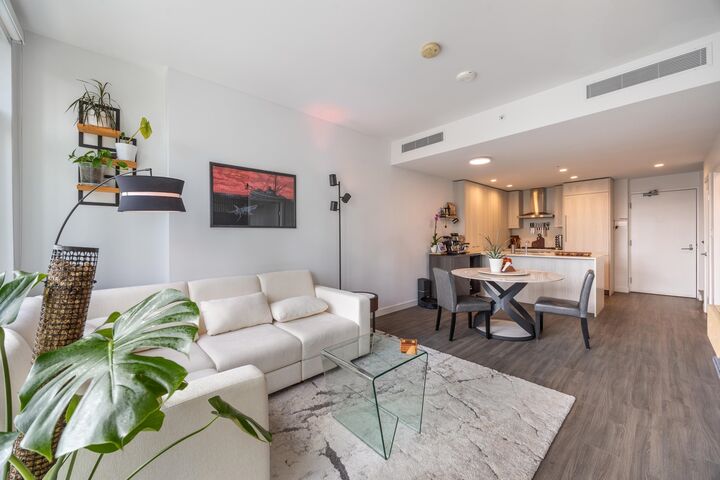 Property Photo: 2351 Beta Avenue Th307 BC V5C 0M2