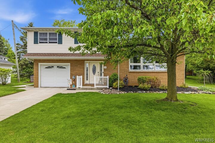 Property Photo:  16 Preble Court  NY 14224 