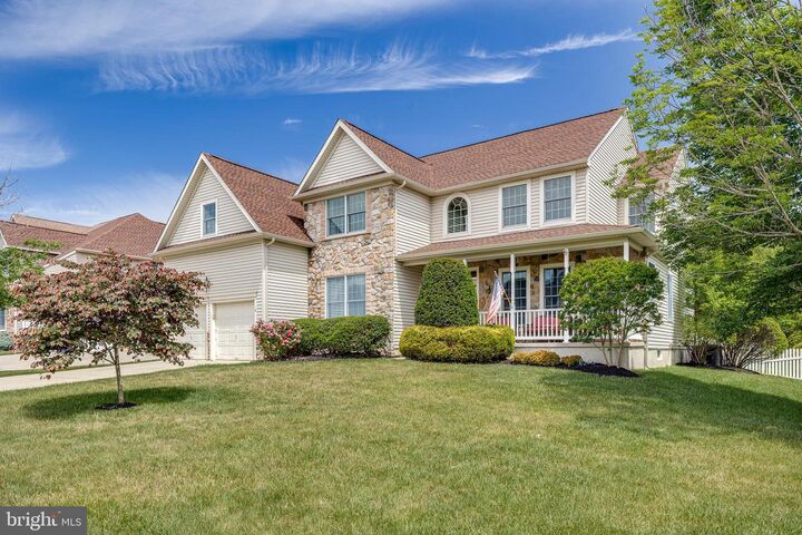Property Photo:  13 Stoneybrook Court  NJ 08022 