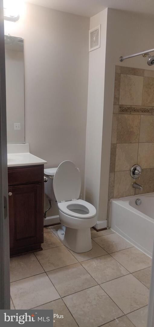Property Photo: 13563 Davinci Lane 94 VA 20171