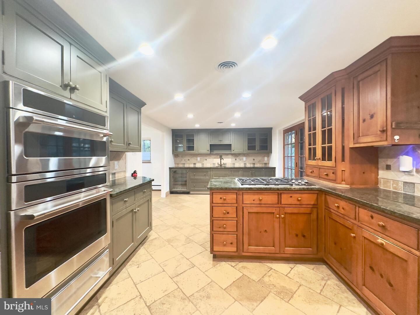 Property Photo:  1 High Acres Drive  NJ 08628 