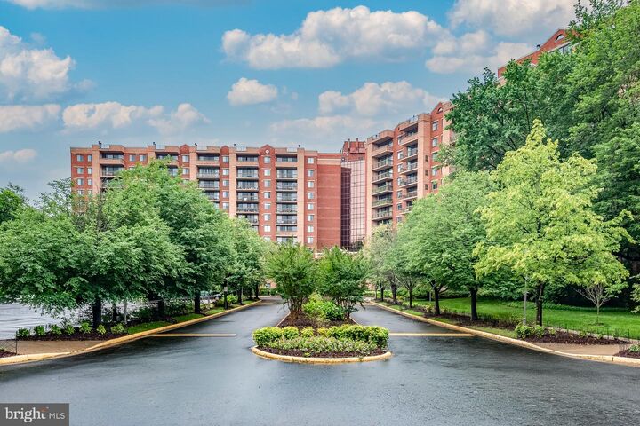 Property Photo: 2230 George C Marshall Drive 517 VA 22043