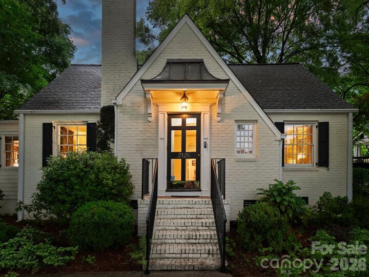 Property Photo:  2126 Cumberland Avenue  NC 28203 
