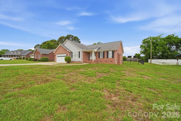Property Photo:  348 Palmer Circle  NC 28138 
