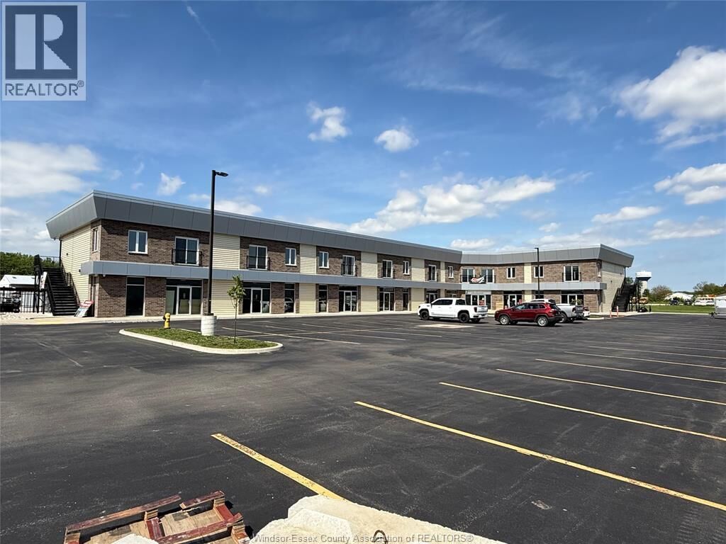 Property Photo:  15 Renaud Street 205  ON N9V 4A9 