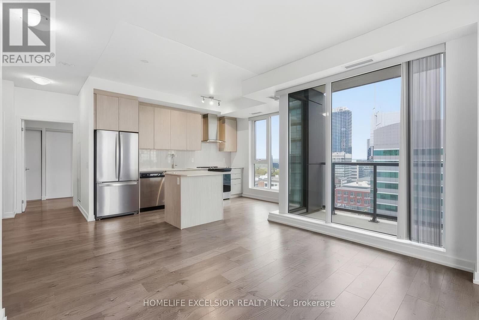 Property Photo:  55 Duke Street West 1002  ON N2H 0C9 