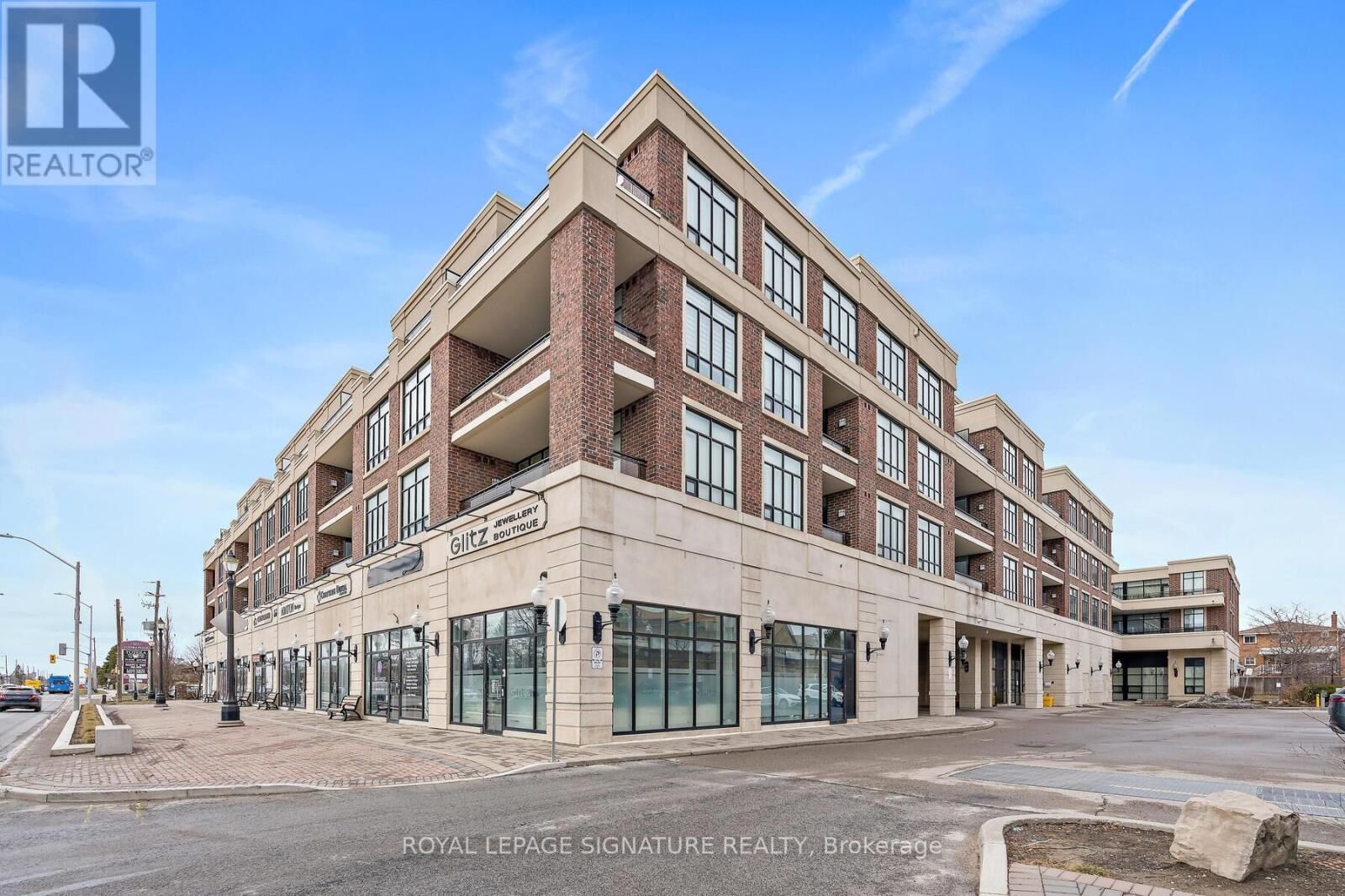 Property Photo:  2396 Major Mackenzie Drive West 220  ON L6A 4Y1 
