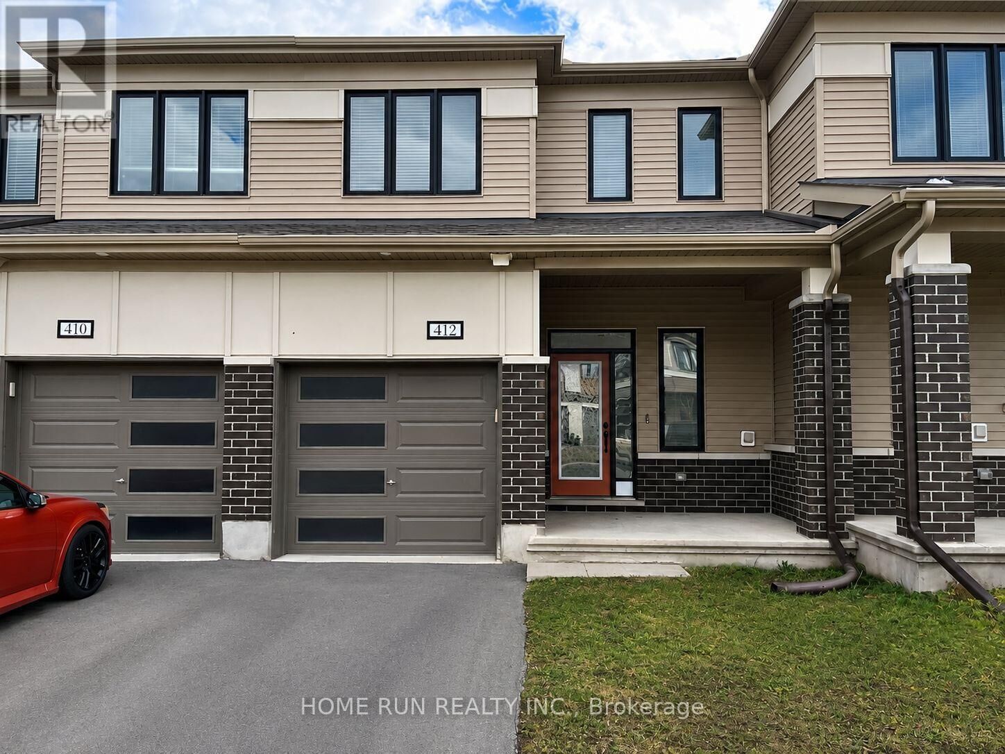 Property Photo:  412 Cope Drive  ON K2V 0P8 