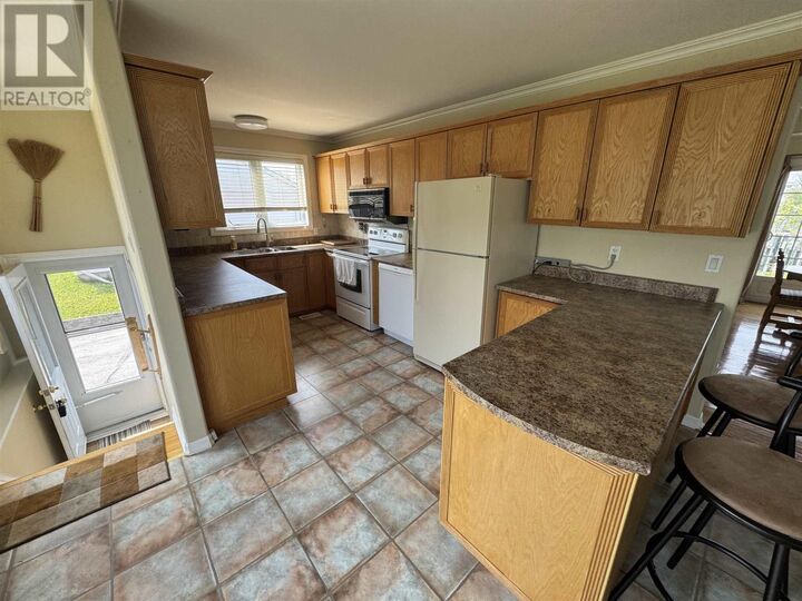 Property Photo:  16 Brown Rd  ON P5A 1K3 