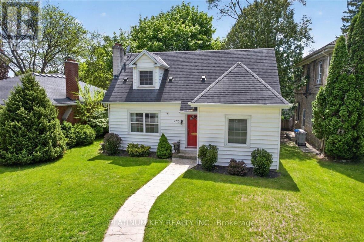 Property Photo: 150 Front Street West ON N7G 1Y2