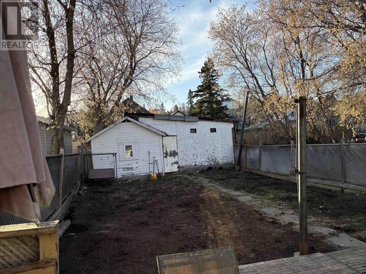 Property Photo:  76 Ontario St  ON P7B 3G2 