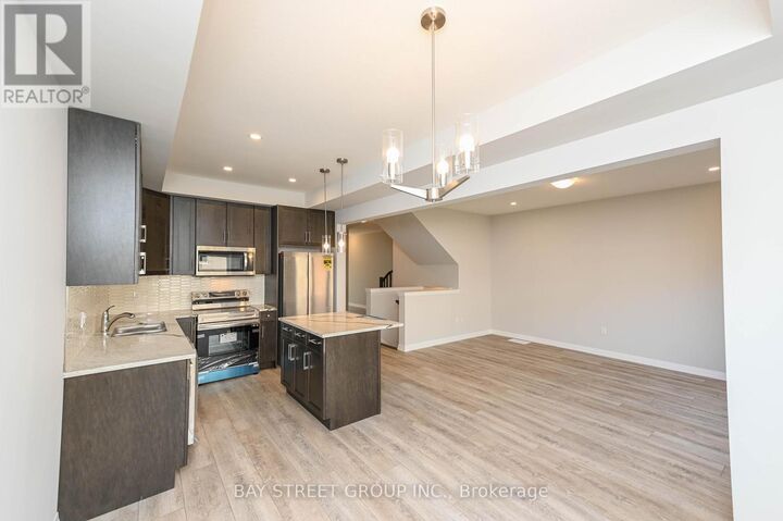 Property Photo: 4552 Portage Road 61 ON L2E 6A8