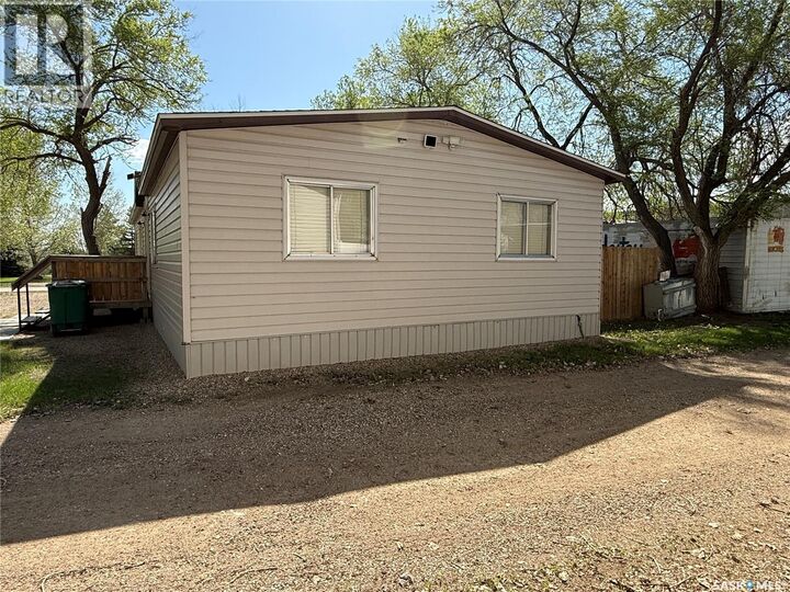Property Photo: G1 1455 9th Avenue NE SK S6J 1C6