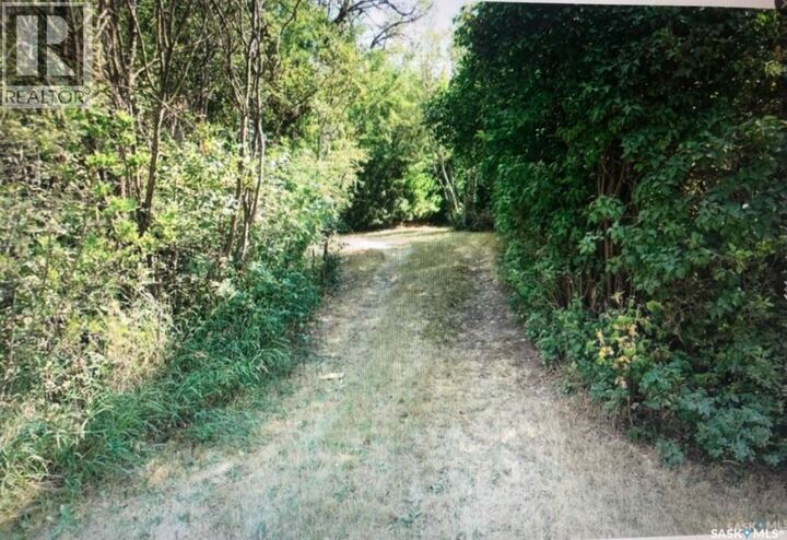 Property Photo:  121 4th Avenue  SK S0G 4C0 