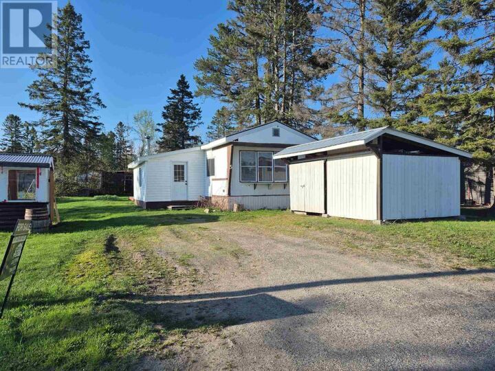 5 Willa Dr — photo 1