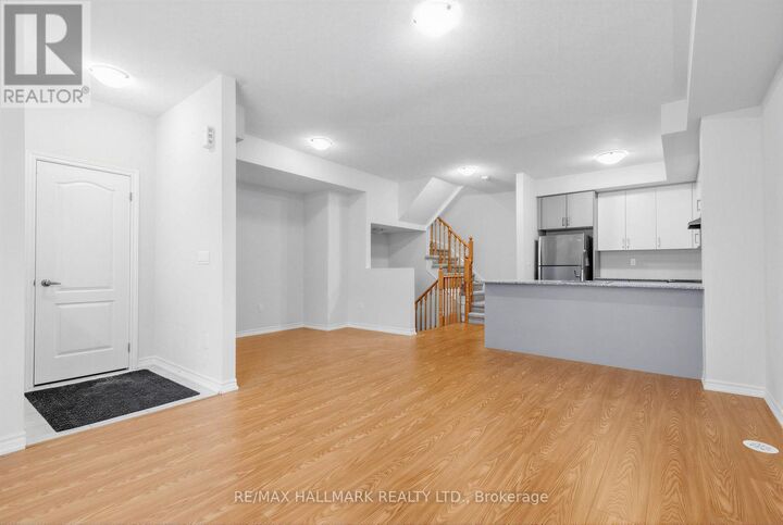 Property Photo: 181 Parktree Drive 25 ON L6A 5B1