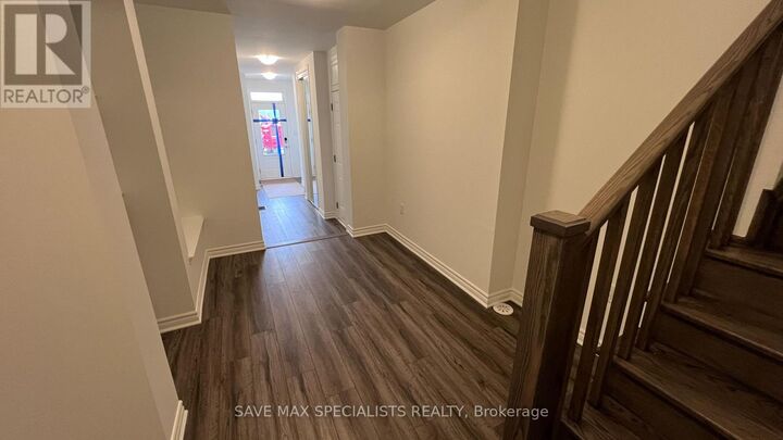 Property Photo:  5 Vimy Ridge Road  ON L7A 5N8 