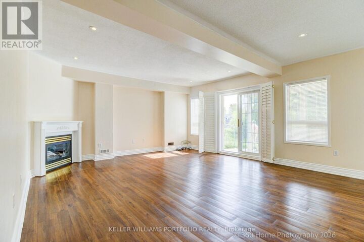 Property Photo:  366 Old Harwood Avenue  ON L1T 4K7 