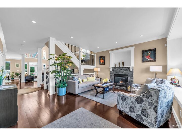 Property Photo: 16238 25 Avenue BC V3Z 6S1