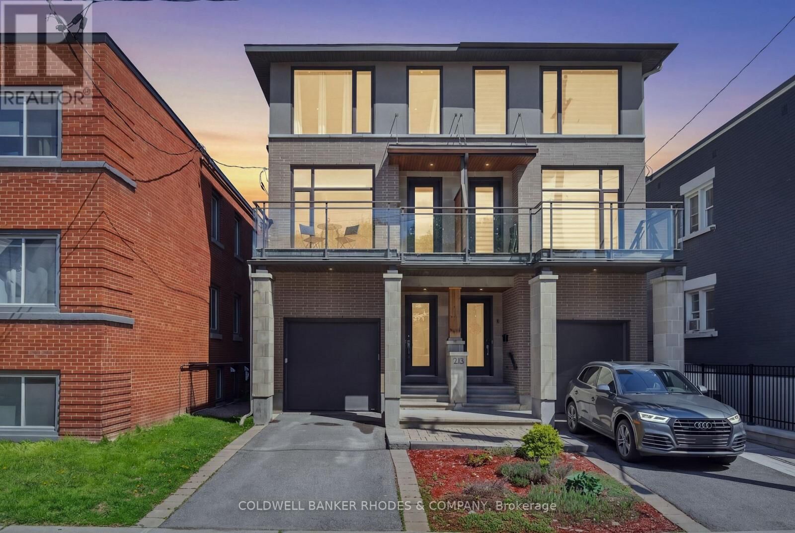 Property Photo:  213 Ivy Crescent A  ON K1M 1X9 