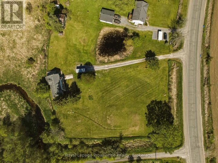 Property Photo:  842 Frankford Road  ON K0K 2B0 