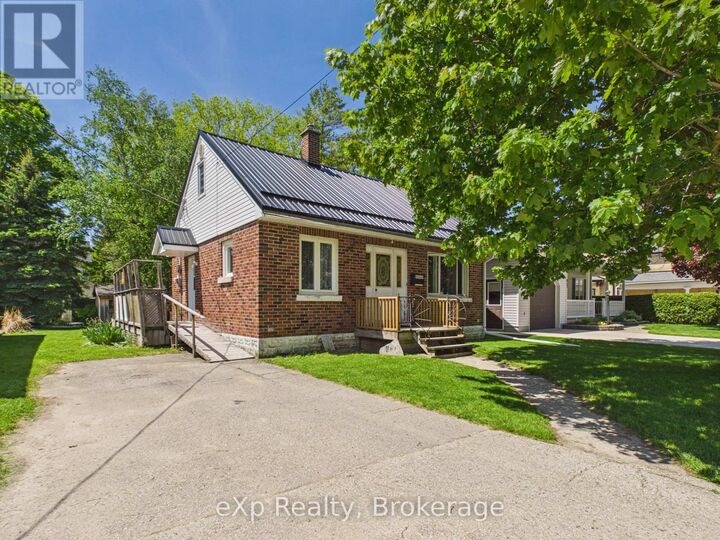 Property Photo: 419 Colborne Street ON N0G 2V0