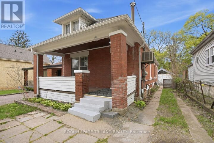 Property Photo:  98 Cartwright Street  ON N6B 2W7 