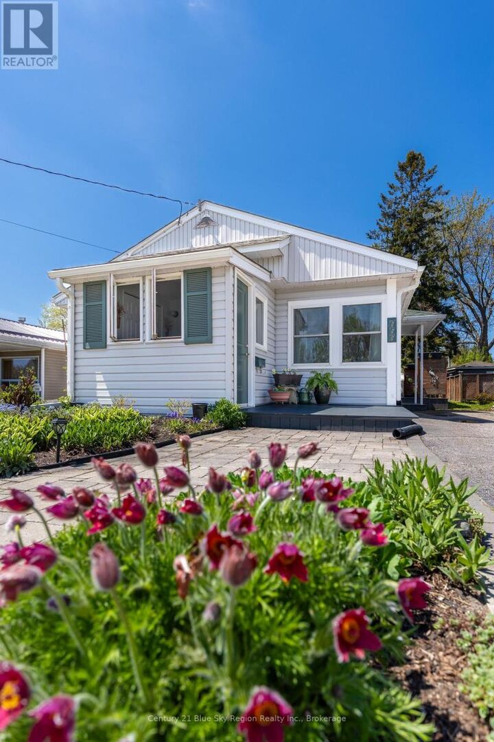 Property Photo:  777 Douglas Street  ON P1B 5P1 