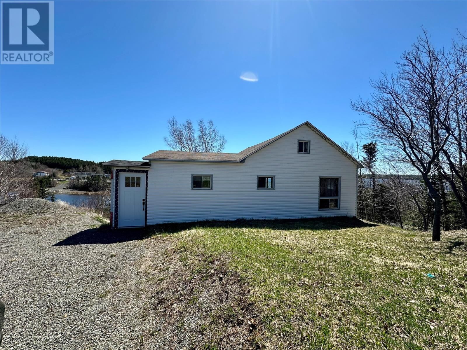 Property Photo: 27 Village Cove Road West NL A0G 4E0