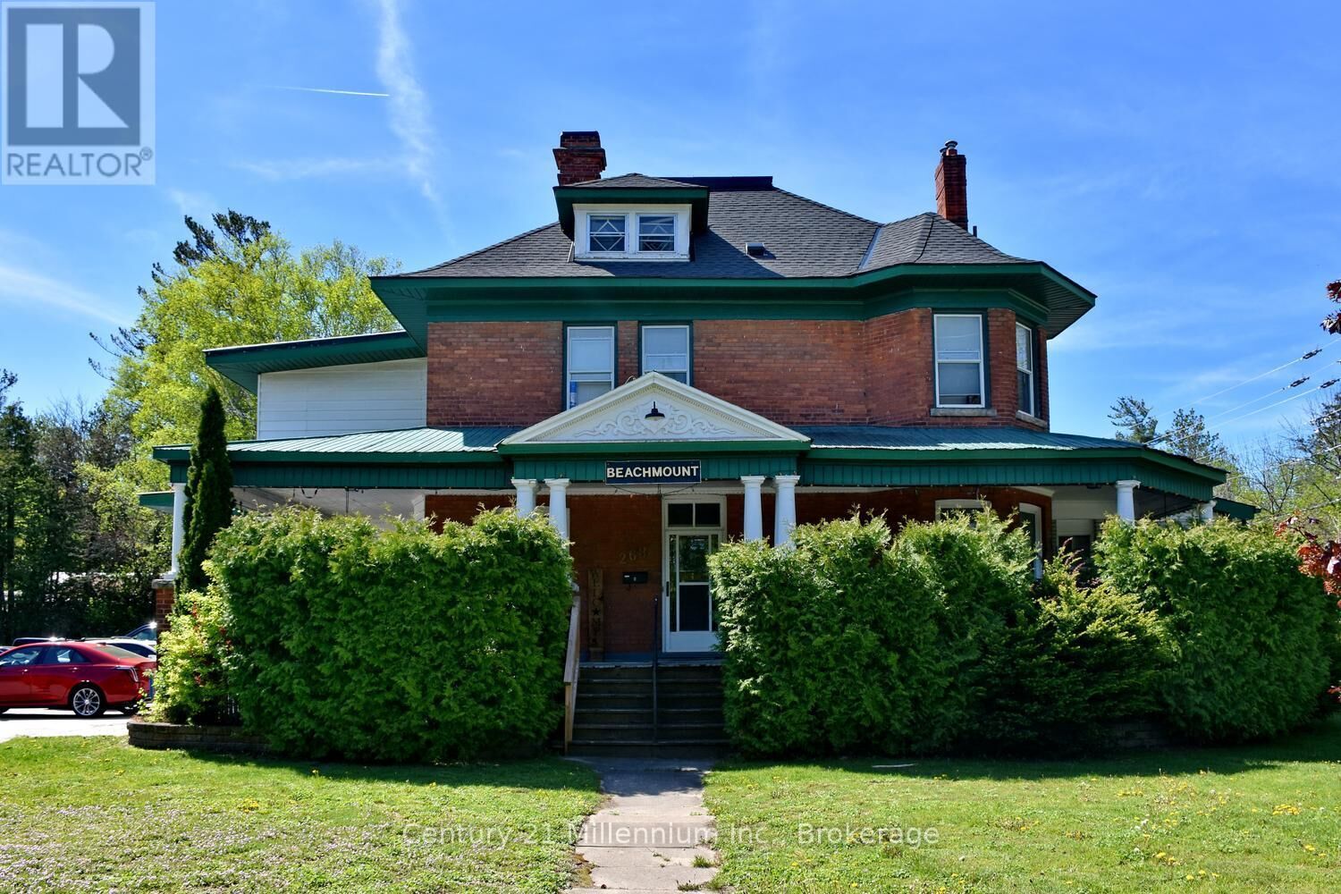 Property Photo:  268 Hume Street  ON L9Y 1W1 